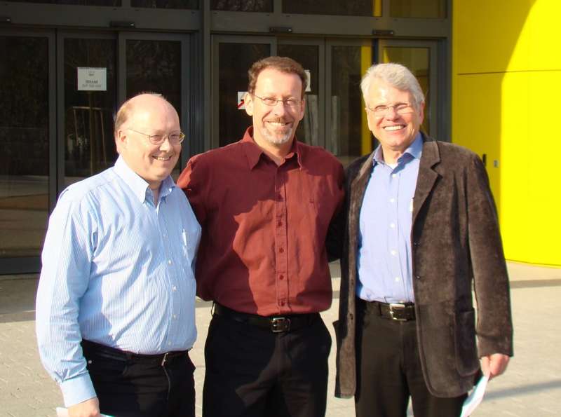 The compounds, called Molecular Tweezers, have been invented by Professors Frank-Gerrit Klärner and Thomas Schrader at the University of Duisburg-Ebssen, Germany, and applied to prevention of anormal protein aggregation by Dr. Gal Bitan. The three professors are pictured together above, in 2009. (Source: Breakthrough Treatment for Degenerative Diseases)