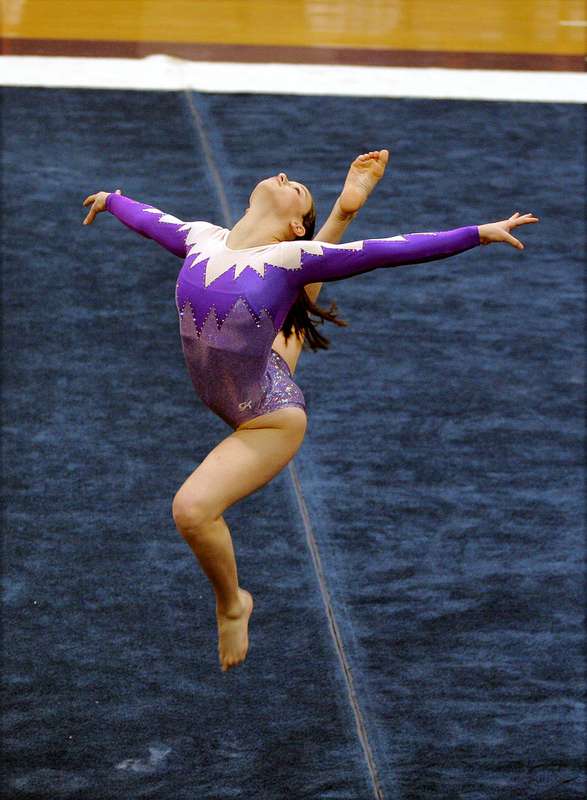 Teen gymnast (Source: Wikimedia)